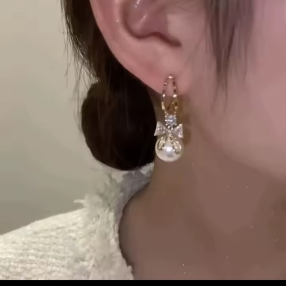 Earrings Women's Crystal Bowknot Dangle New f37 - Picture 2 of 4